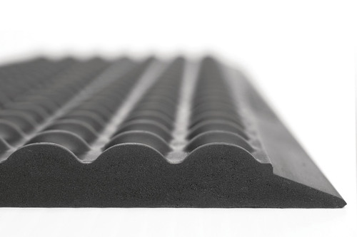 VWR ECONOMY BUBBLE MAT 2X5 
 {3211-89185338}