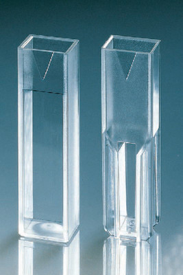 VWR CUVETTES PS MACRO CS500 
 {3211-97000584 CA}