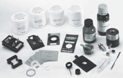 Liquid and Mull FTIR Sampling Kit {2886-L1365311}