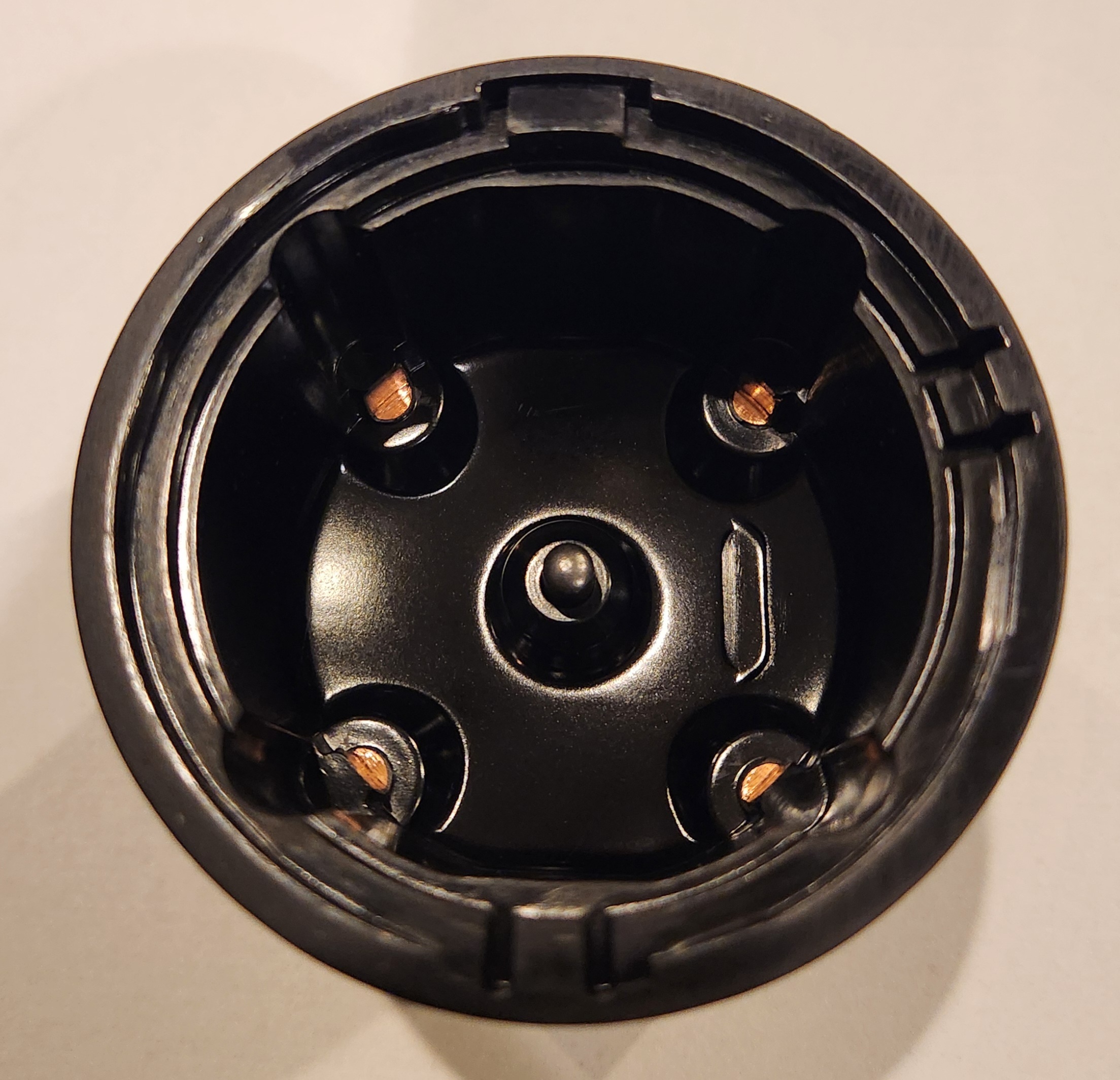 4-black.jpg