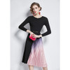 Mid-length Gradient Pleated Stitching Long-sleeved Knitted Dress (Color:Black Size:L)