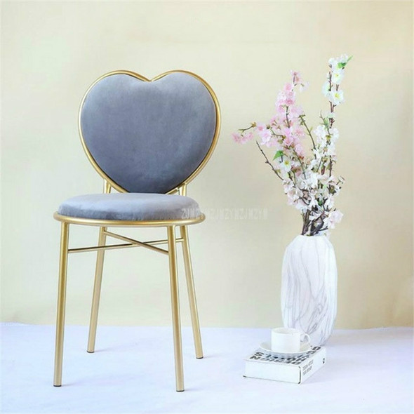 Modern Fashion Nordic Minimalist Coffee Cafe Chair Love Heart Shape Backrest Flannelette Soft Seat Metal Iron Art Leisure Chair(Light Gray)