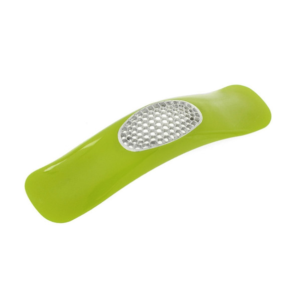 2 PCS Multifunctional Stainless Steel Arc-shaped Garlic Press Household Manual Garlic Crusher, Random Color Delivery