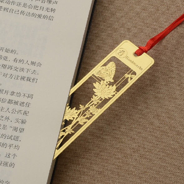 Vintage Beautiful Openwork Metal Bookmarks Students School Stationery(Chrysanthemum)