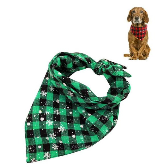 2 PCS Pet Triangle Towel Christmas Snowflake Dog Saliva Towel, Size:S(Green)