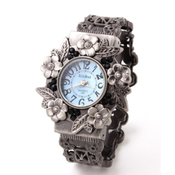 Retro Embossed Flower Bracelet Quartz Watch for Women(Sky Blue)