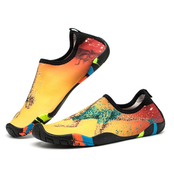 Printed Pattern Non-slip Rubber Thick Bottom Beach Shoes Swimming Shoes Diving Socks for Men, A Pair, Size:46(Olympic Gold)