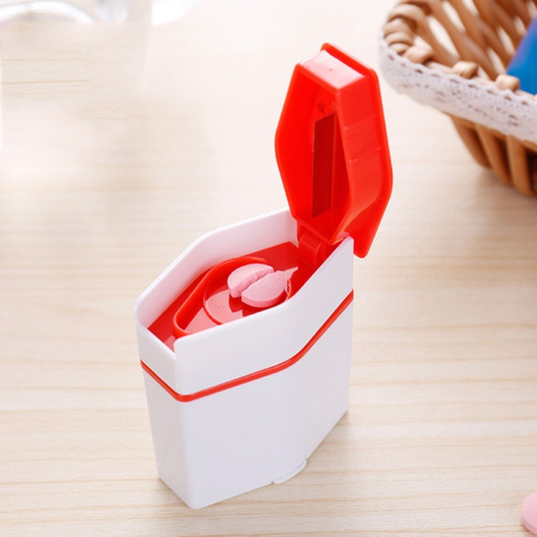 4 PCS Cartoon Medicine Cutter Plastic Medicine Crusher Environmental Protection Material Pill Splitter(Red)