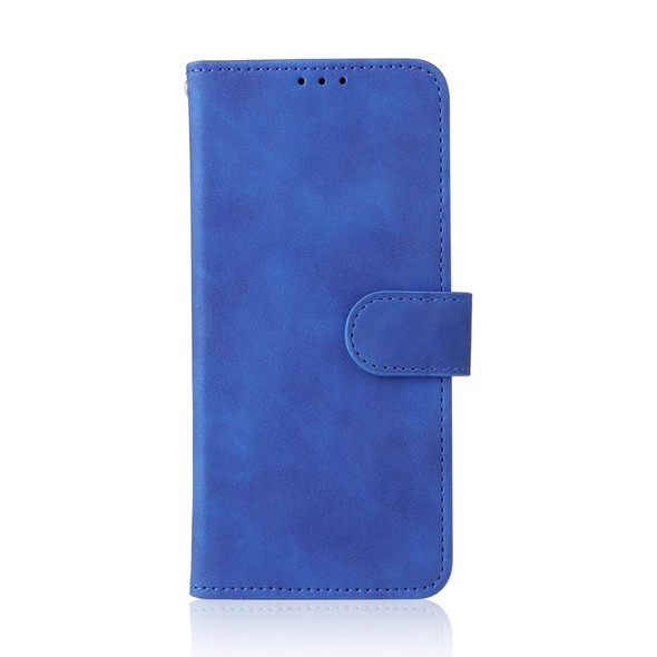 For OnePlus 10 Pro 5G Skin Feel Magnetic Buckle Calf Texture PU Phone Case(Blue)