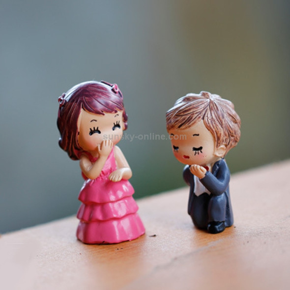 Victorian Style Wedding Marry Bride Groom Couples Decoration Moss Micro Landscape PVC Ornaments