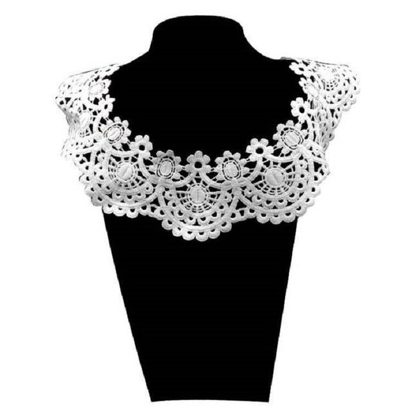 White Milk Silk Lace Embroidered Collar Hollow Fake Collar DIY Clothing Accessories, Size: about 32 x 26cm