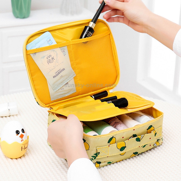 Large Capacity Portable Lady Waterproof Padded Travel Cosmetic Bag Beautician Storage Bags Women Makeup Bag(Style A Yellow Lemon)