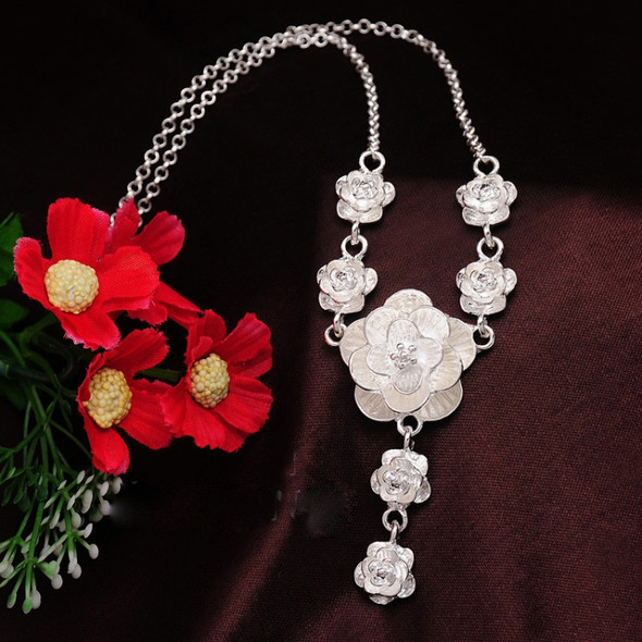 Women Fashion Ethnic Style Six little Camellia necklaces