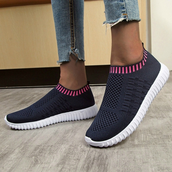 Large Size The Trend Of Women Shoes Wild Sports Leisure Flying Running Shoes, Shoe Size:38(Deep Blue)