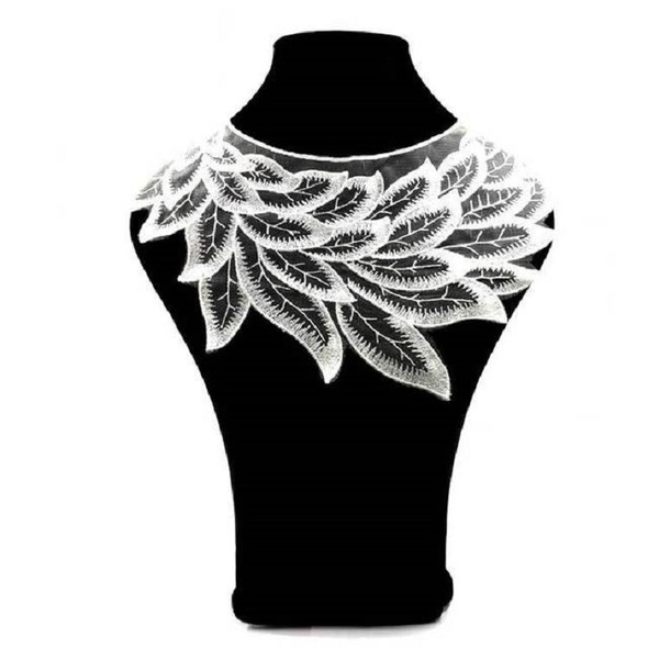 Lace Embroidered Collar Flower Fake Collar DIY Clothing Accessories, Size: 32 x 25cm(White)