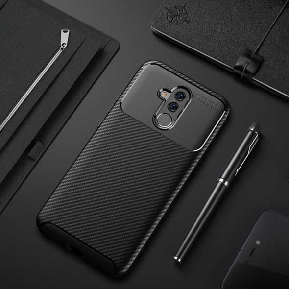 Beetle Shape Carbon Fiber Texture Shockproof TPU Case for Huawei Mate 20 Lite(Black)