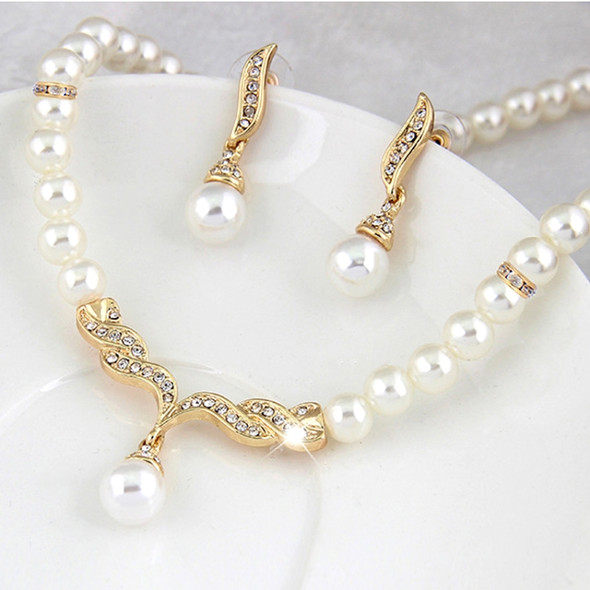 3 in 1 Bridal Accessories Lady Classic Fashion Bead Earring Necklace Jewelry Set