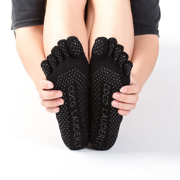 A Pair, Solid Color Non-slip Sweat-absorbent Yoga Socks Split Toe Socks for Women, Size:One Size(Black)