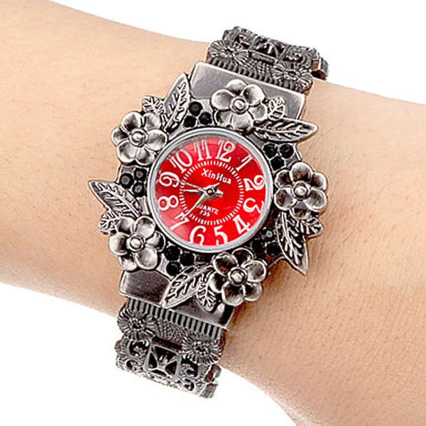 Retro Embossed Flower Bracelet Quartz Watch for Women(Red)