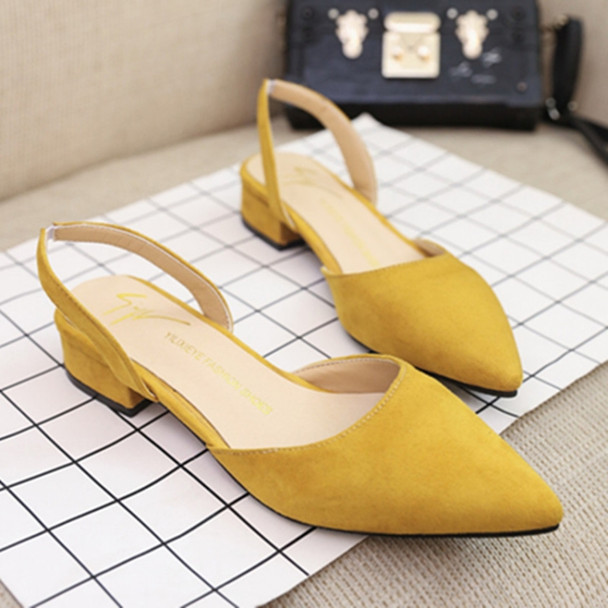 Women Piont Head Toe Suede Flat Bottom Sandals, Shoe Size:36(Yellow)