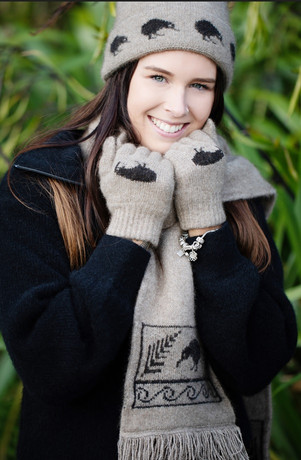 Kiwi Possum Merino Silk Gloves KORU