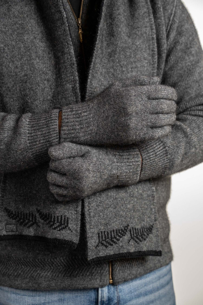 Possum Merino Silk Gloves KORU