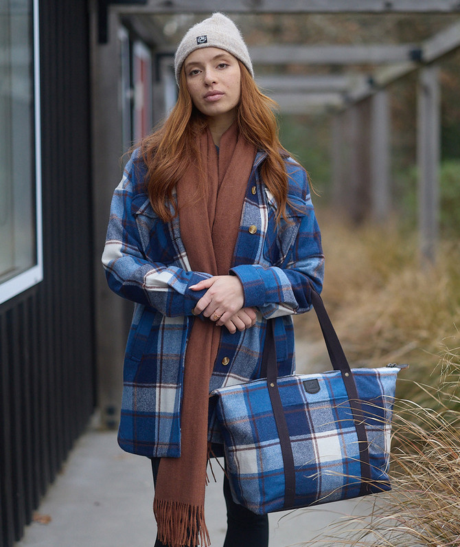 Wide Woollen Scarf SWANNDRI