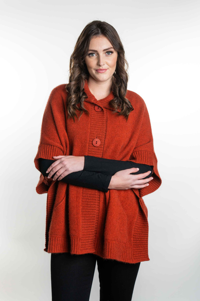 Cape with Pockets Possum Merino Silk KORU