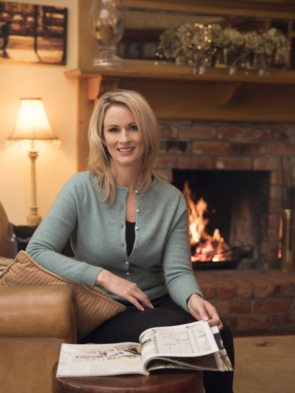 TOPAZ Cropped Cardigan on model