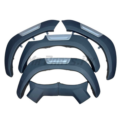 TOYOTA HILUX 2021 ~ REVO / ROCCO FENDER FLARE