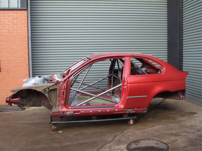 Custom Cages BMW E46 Compact International Multipoint T45 Roll Cage Kit