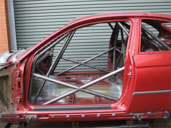 Custom Cages BMW E46 Compact International Multipoint T45 Roll Cage Kit