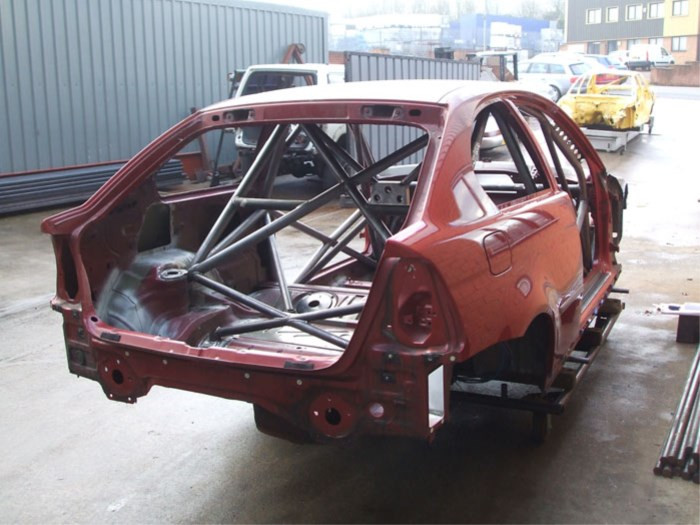 Custom Cages BMW E46 Compact International Multipoint T45 Roll Cage Kit