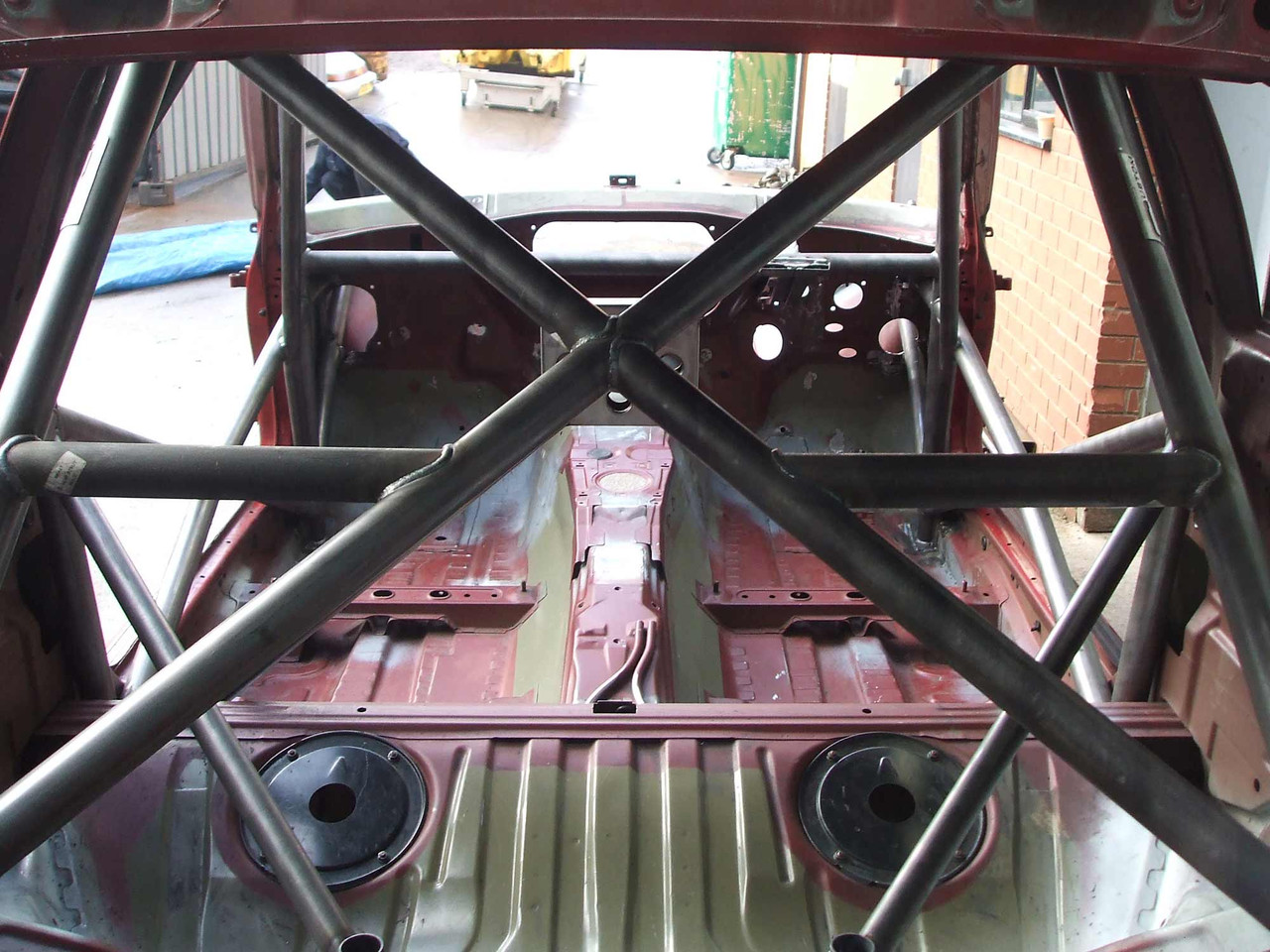 Custom Cages BMW E46 Compact International Multipoint T45 Roll Cage Kit