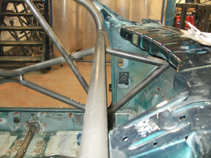 Custom Cages AUDI 80 Multipoint CDS Roll Cage Kit