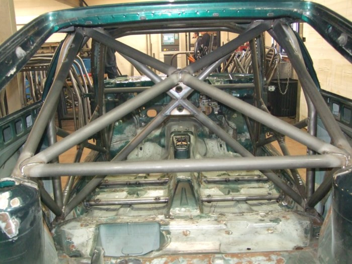 Custom Cages AUDI 80 Multipoint T45 Roll Cage Kit