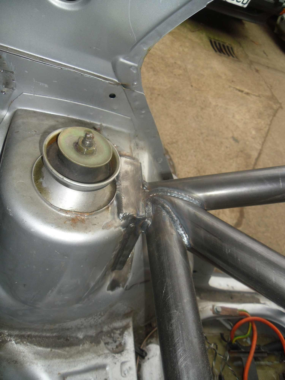 Custom Cages Volkswagen Golf Mk2 Multipoint T45 Roll Cage Kit