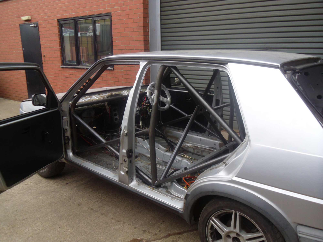 Custom Cages Volkswagen Golf Mk2 Multipoint T45 Roll Cage Kit
