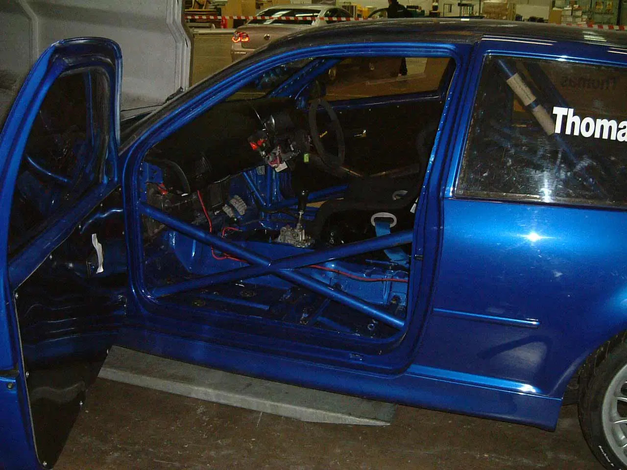 Custom Cages Volkswagen Golf Mk4 R32 - Multipoint [T45]