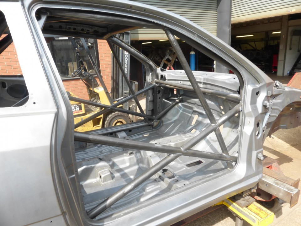 Custom Cages Ford Focus Mk1 >2005 - Multipoint  [T45]