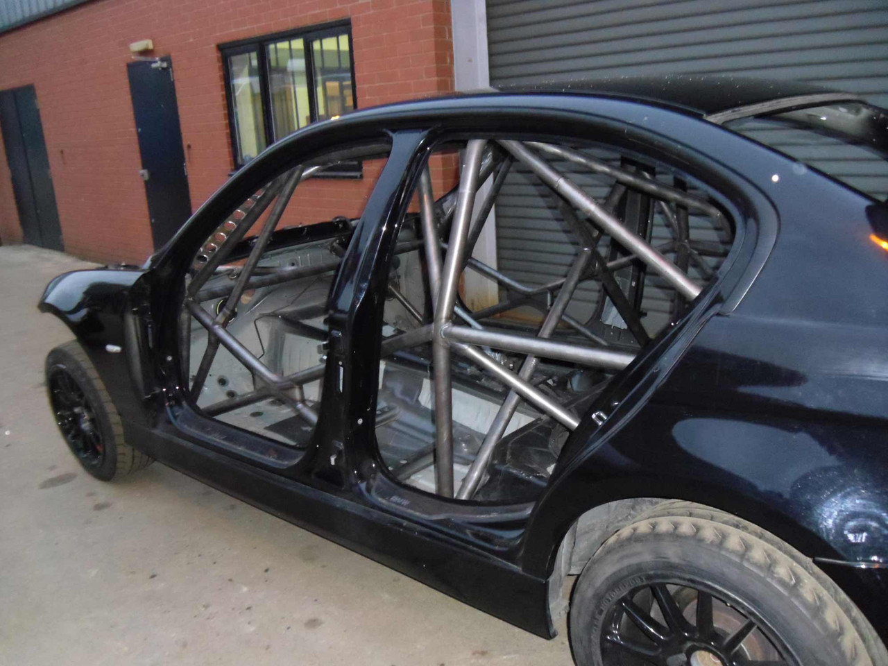 Custom Cages BMW E90 - Multipoint [T45]