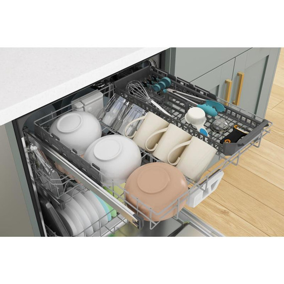 Whirlpool® Fingerprint Resistant Large Capacity Dishwasher with 3rd Rack WDT970SAKV Whirlpool® Fingerprint Resistant Large Capacity Dishwasher with 3rd Rack WDT970SAKV