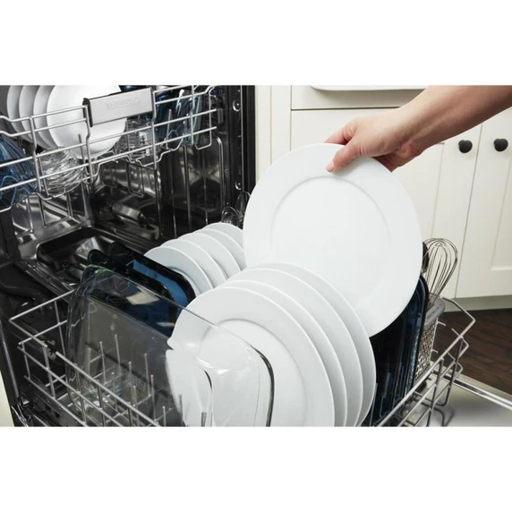 Maytag® Top Control Dishwasher with Dual Power Filtration and PowerBlast® Cycle MDB4949SKZ