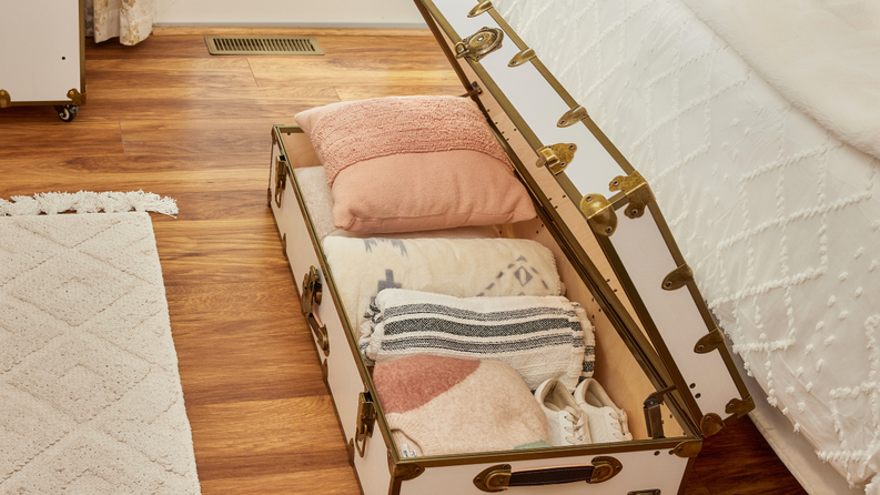 Your Summer Home Refresh: Clean, Organize, and Style with Ease