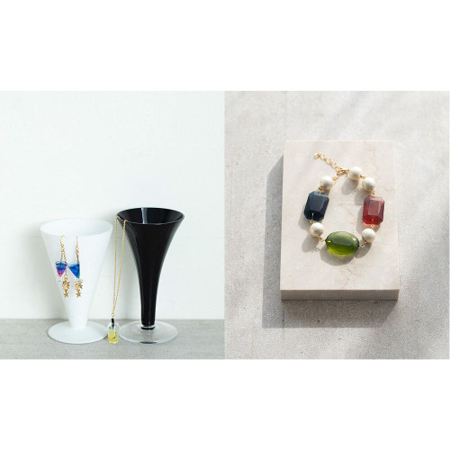 Create unique resin jewellery Create unique resin jewellery