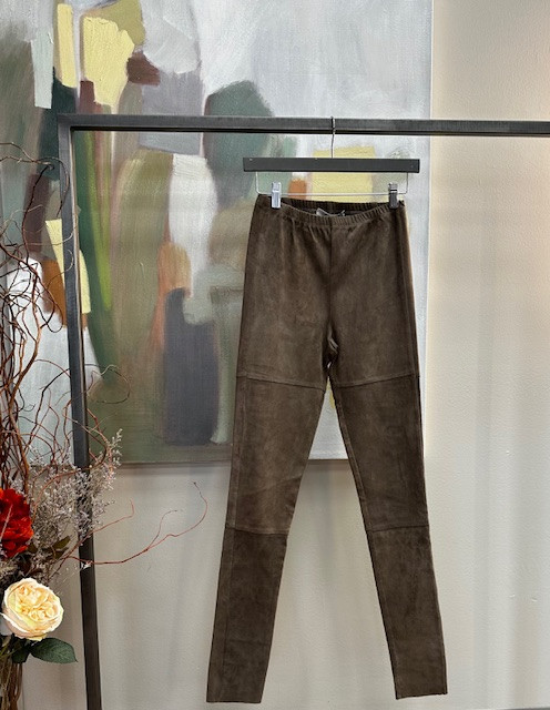 Clay Suede Legging