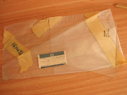 Window Rear Door Fixed Clear Left fits Opel Kadett E Vauxhall Astra Genuine 90196929 View Front