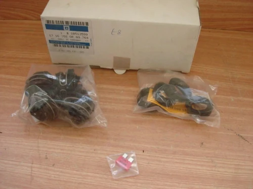 Parking Sensors Pilot Installation Kit fits Opel Vauxhall Astra G 90513599 View Front
