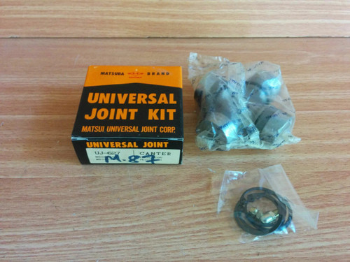 Universal Joint fits Mitsubishi Canter Fuso 30x78.2 Outer Snapring UJ627 View Front
