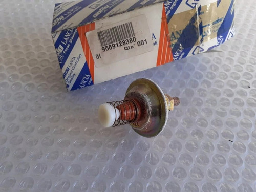 Fuel Pump Valve fits Fiat Ulysse Scudo Ducato 9569128380 Genuine View Front